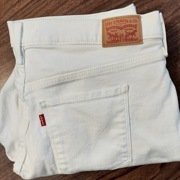 Levi's Denim - White Levis 721 High Rise Skinny Jeans 18W M